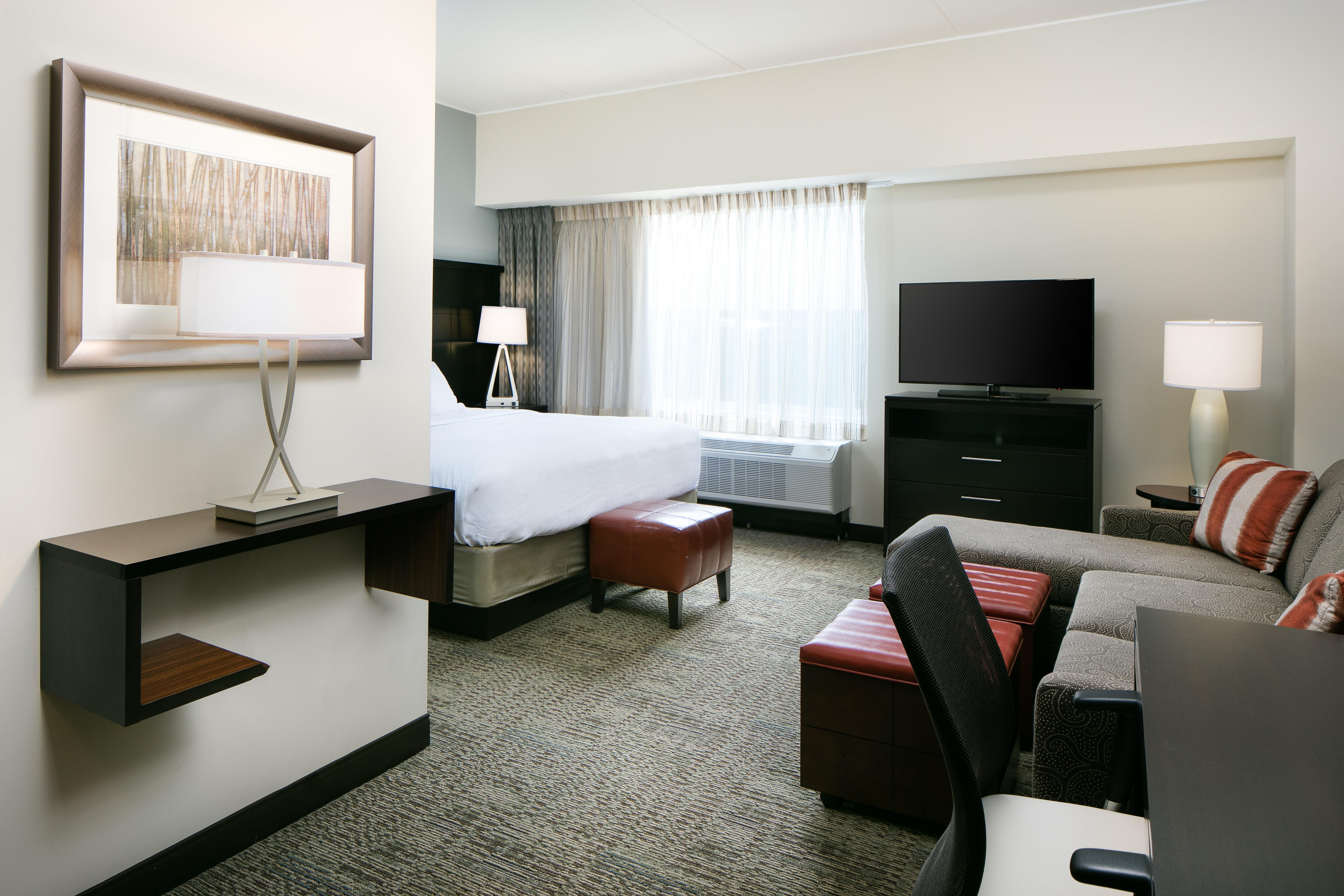 Staybridge Suites Des Moines Downtown By Ihg Buitenkant foto