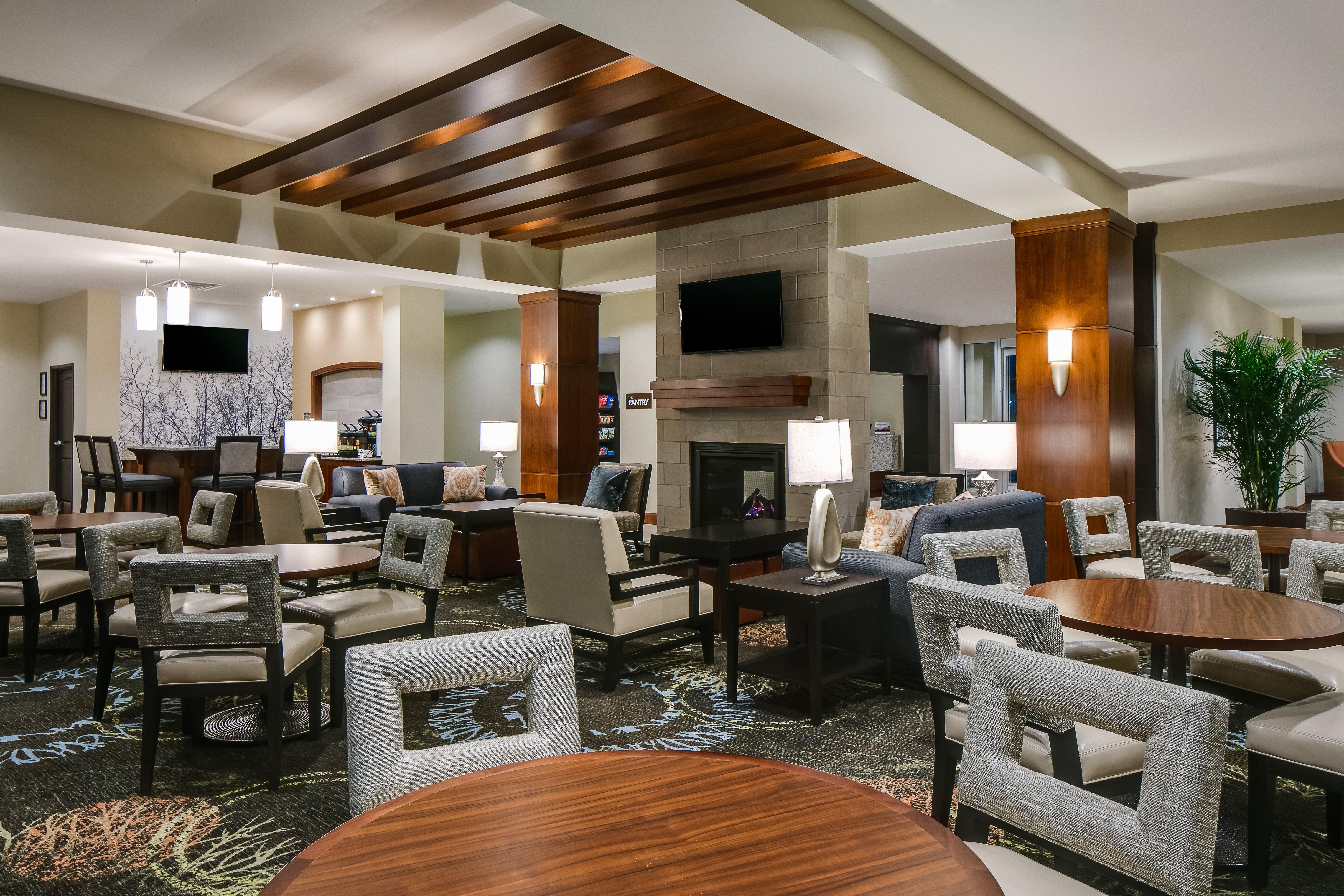 Staybridge Suites Des Moines Downtown By Ihg Buitenkant foto