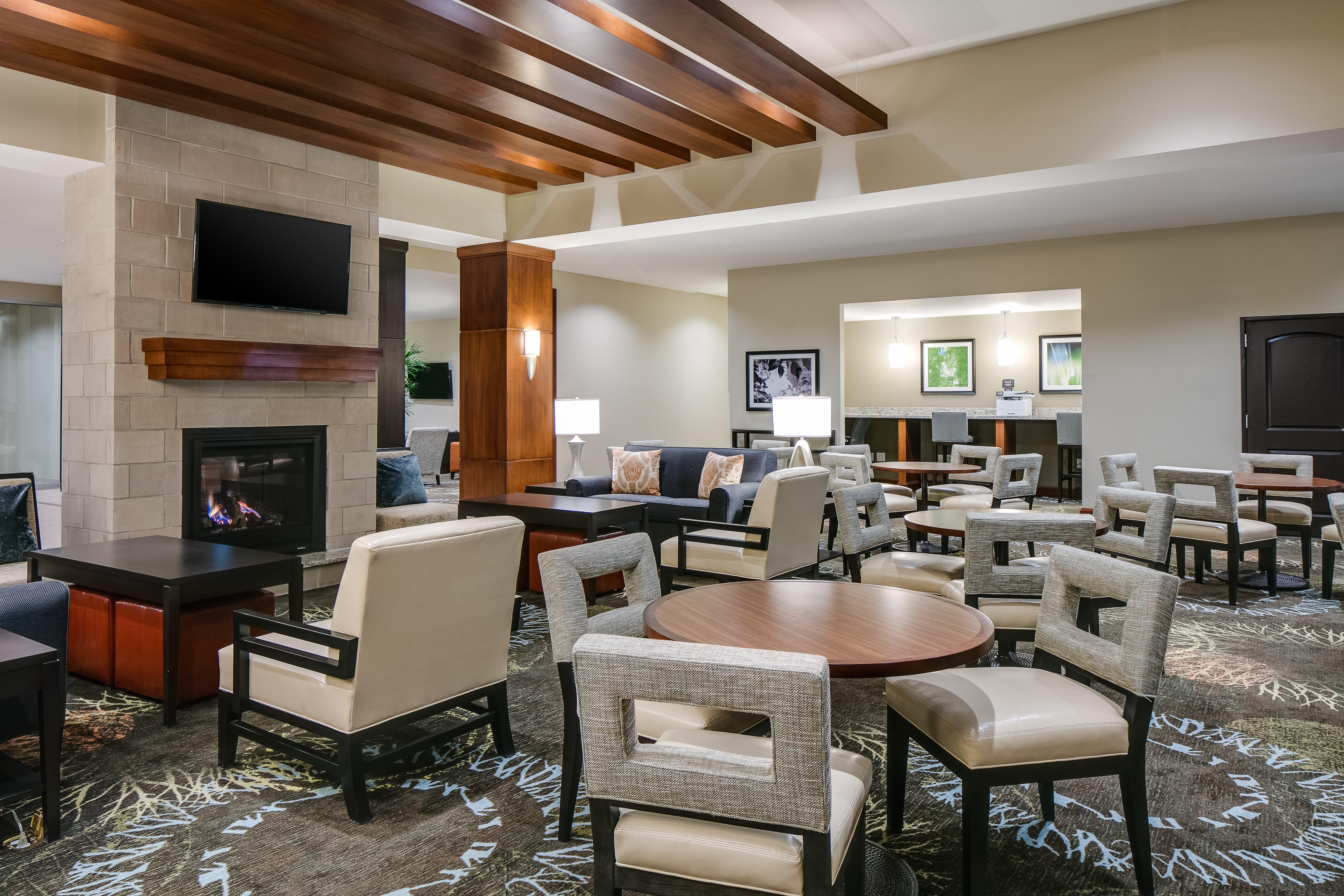 Staybridge Suites Des Moines Downtown By Ihg Buitenkant foto