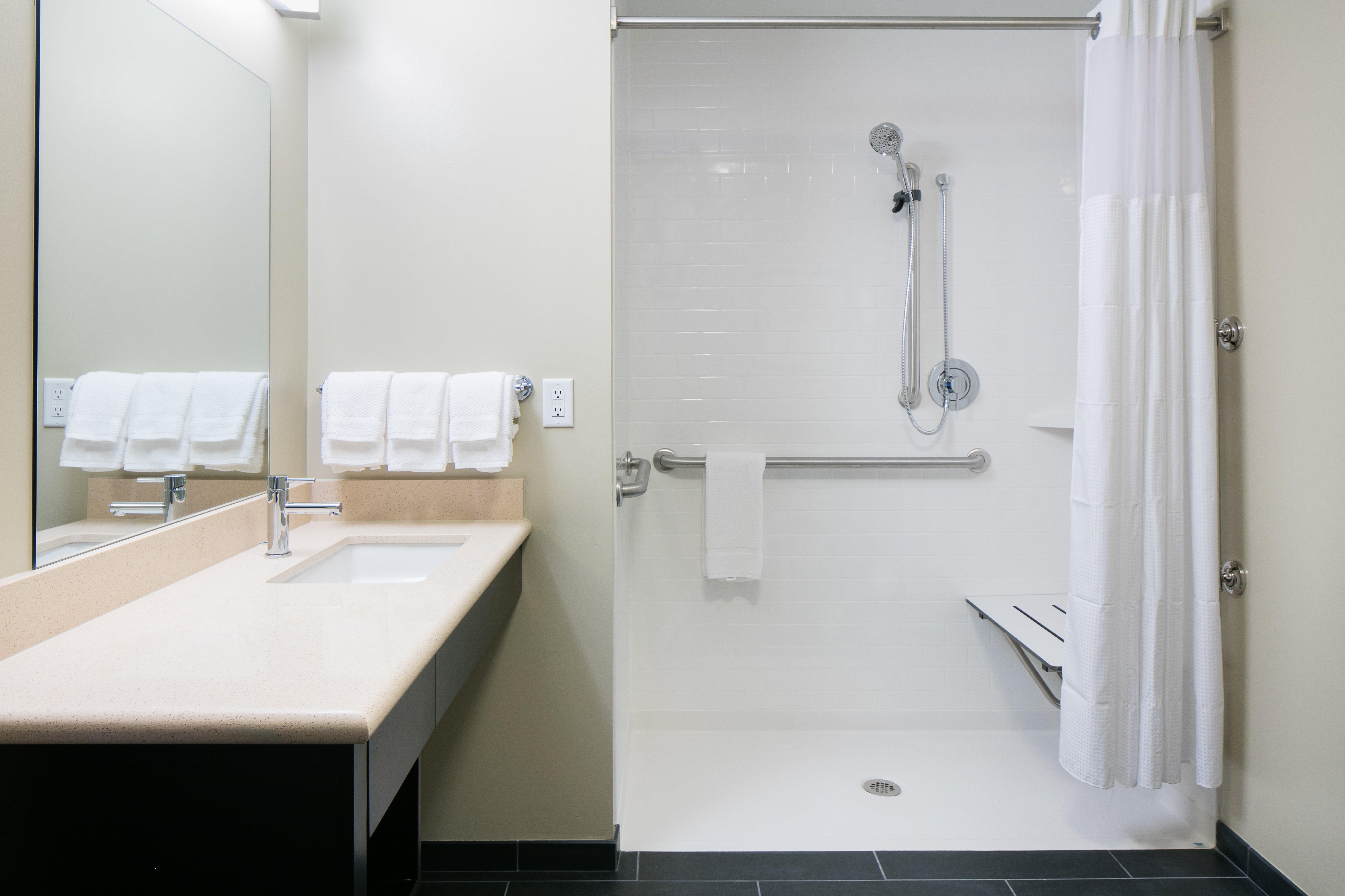Staybridge Suites Des Moines Downtown By Ihg Buitenkant foto