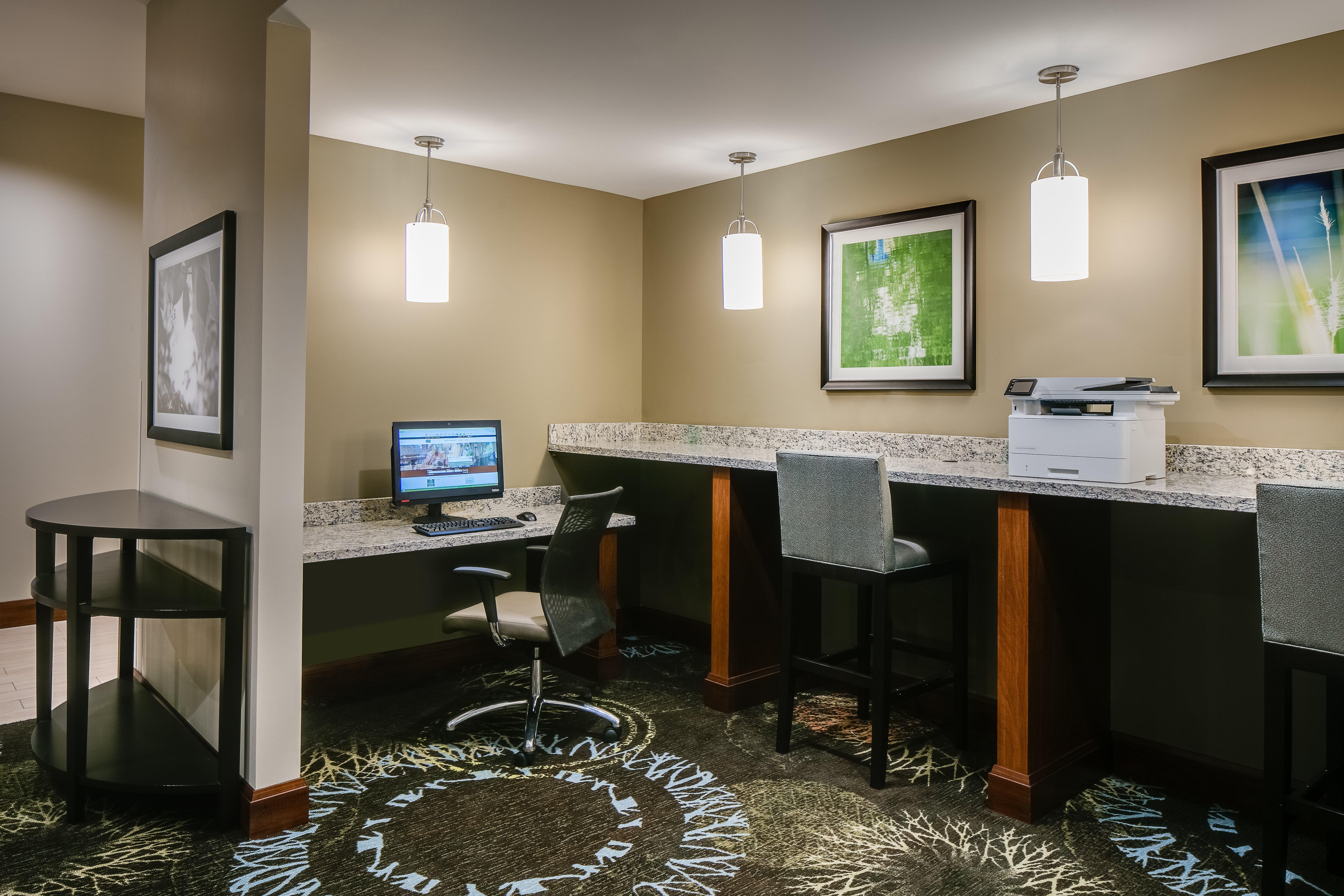 Staybridge Suites Des Moines Downtown By Ihg Buitenkant foto