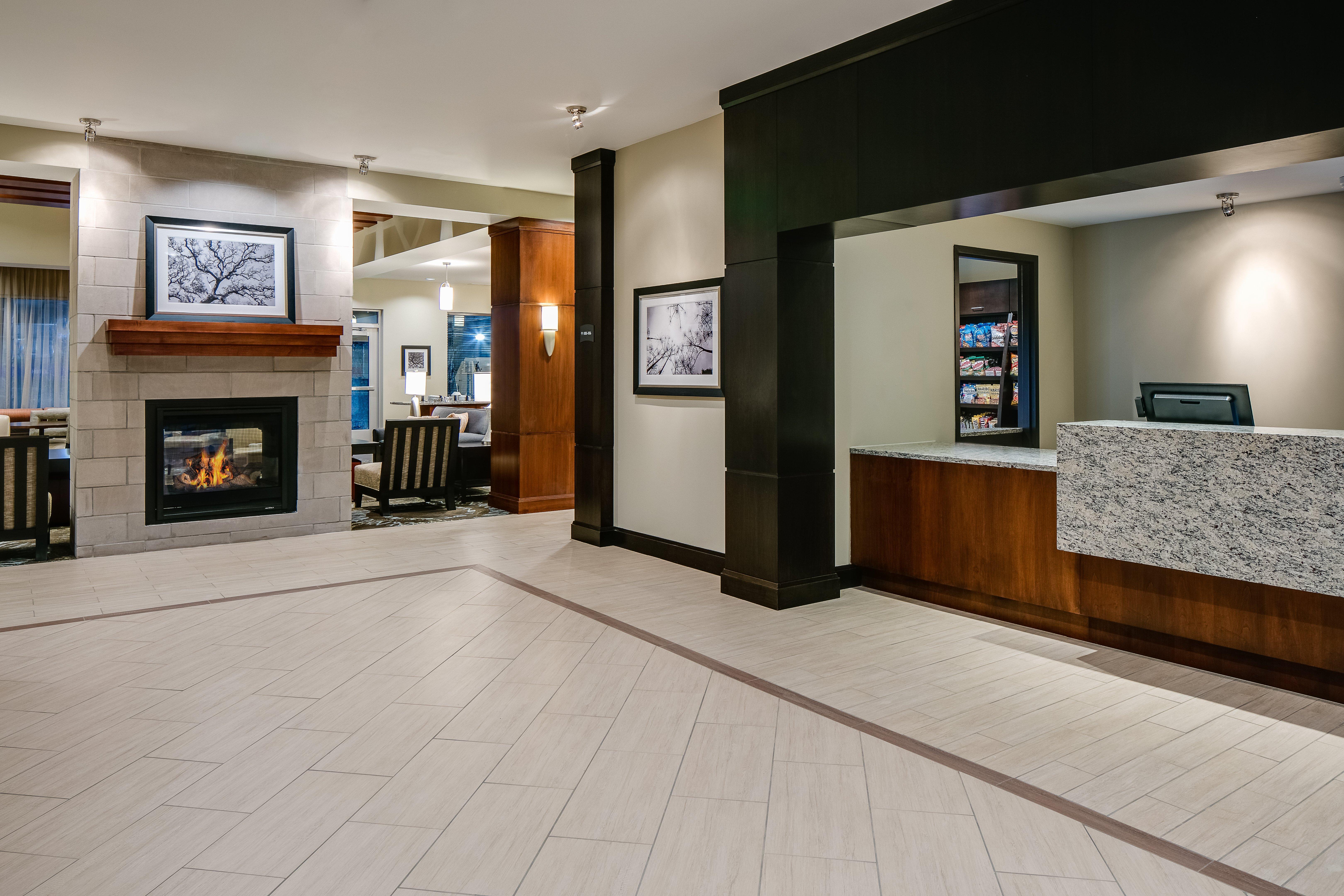 Staybridge Suites Des Moines Downtown By Ihg Buitenkant foto