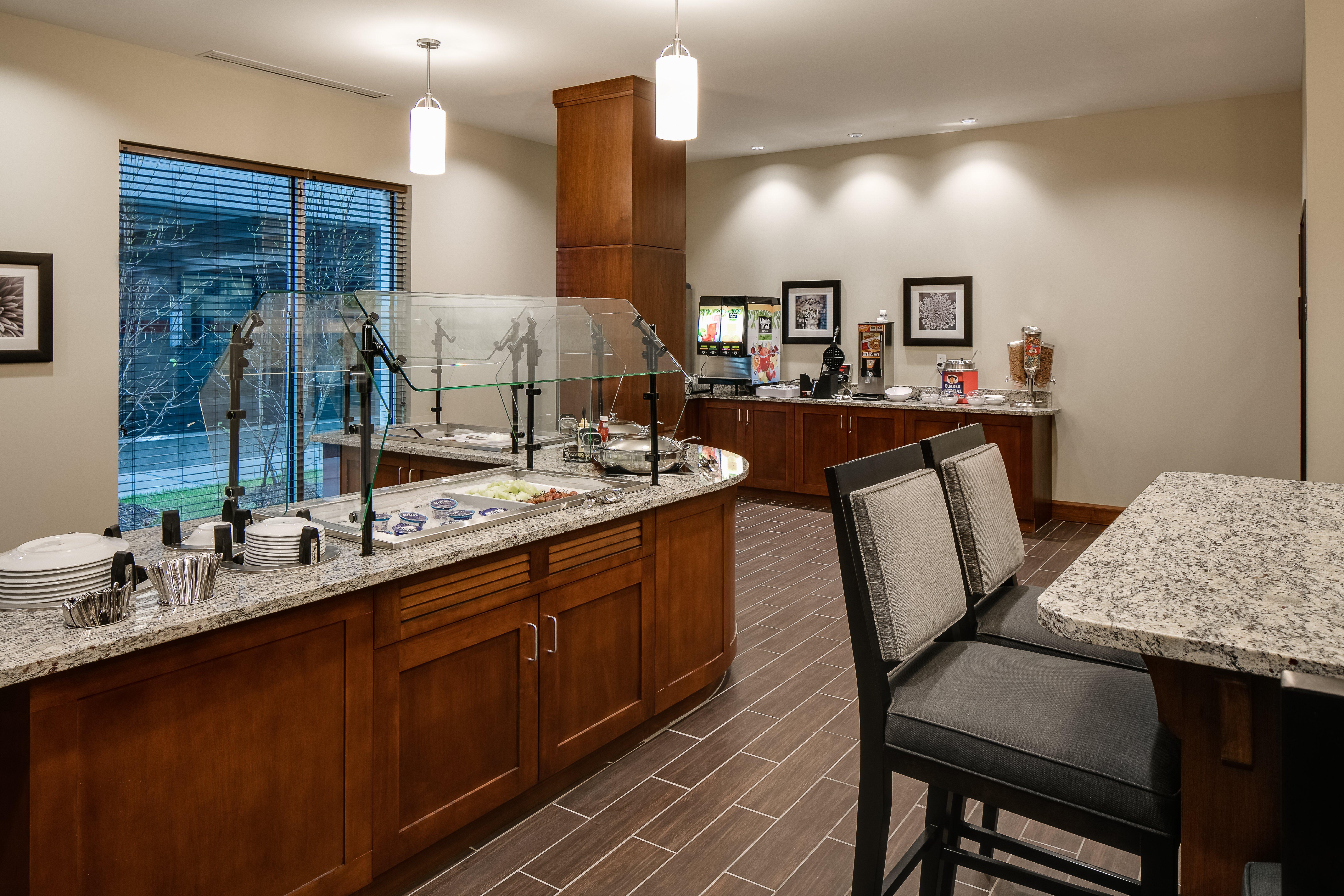 Staybridge Suites Des Moines Downtown By Ihg Buitenkant foto