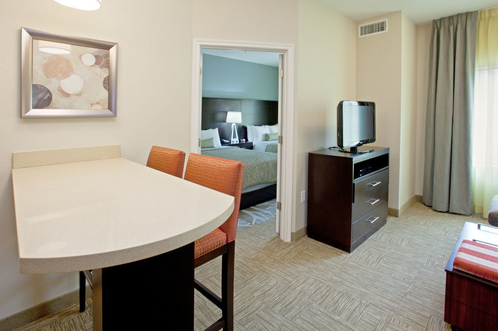 Staybridge Suites Des Moines Downtown By Ihg Buitenkant foto